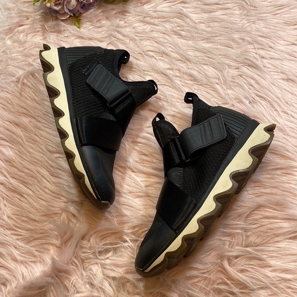 Sorel Shoes - SOLD! SOREL Kinetic Sneak Black Slip on Sneakers sz 6.5